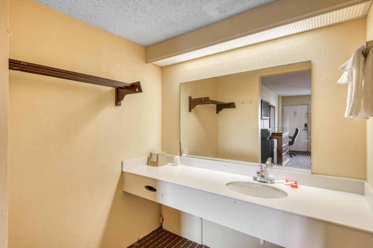 Oyo Hotel Jackson Fairgrounds I-55 Экстерьер фото